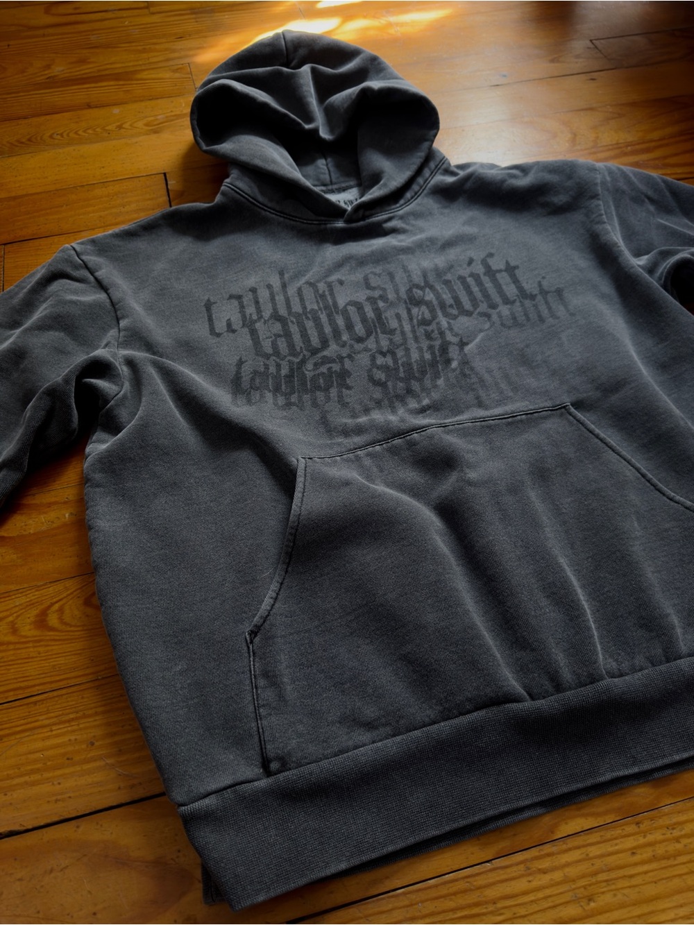 Reputation Hoodie - Picture 4 of 11